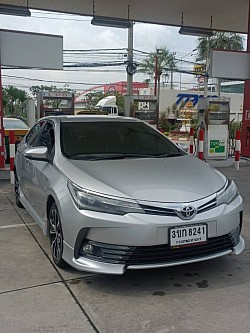 บริการเหมารถนั่งส่วนบุคคล 5 ที่นั่งไปต่างจังหวัด
