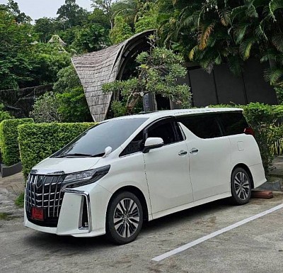 บริการเหมารถตู้สนามบินราคาแบบประหยัด